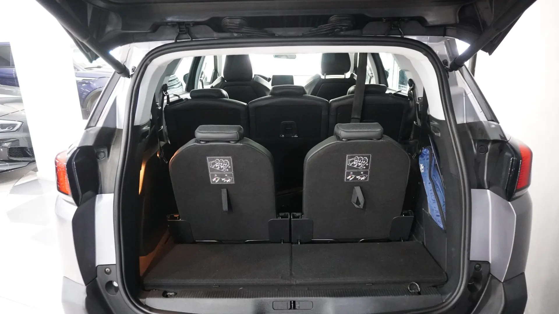 Peugeot 5008 1.2 PureTech Allure Pack 13