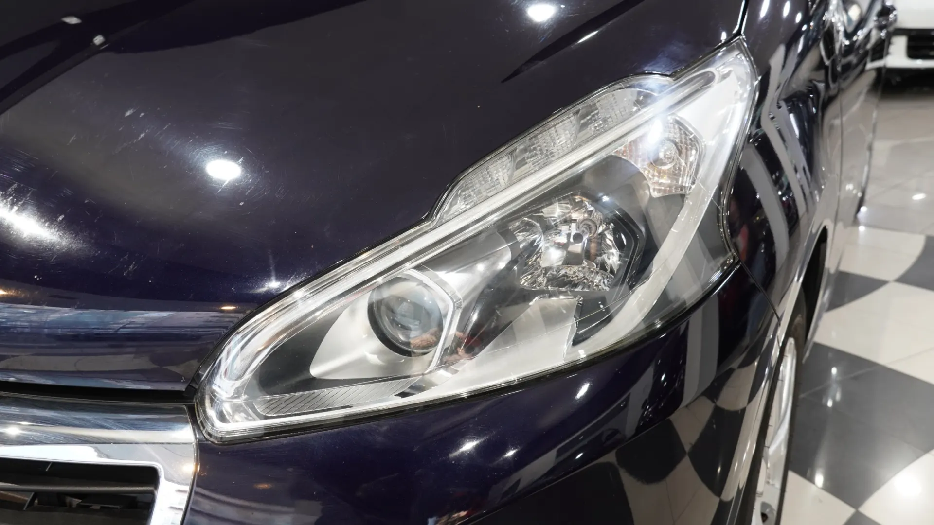 Peugeot 208 1.0 VTi Active 7