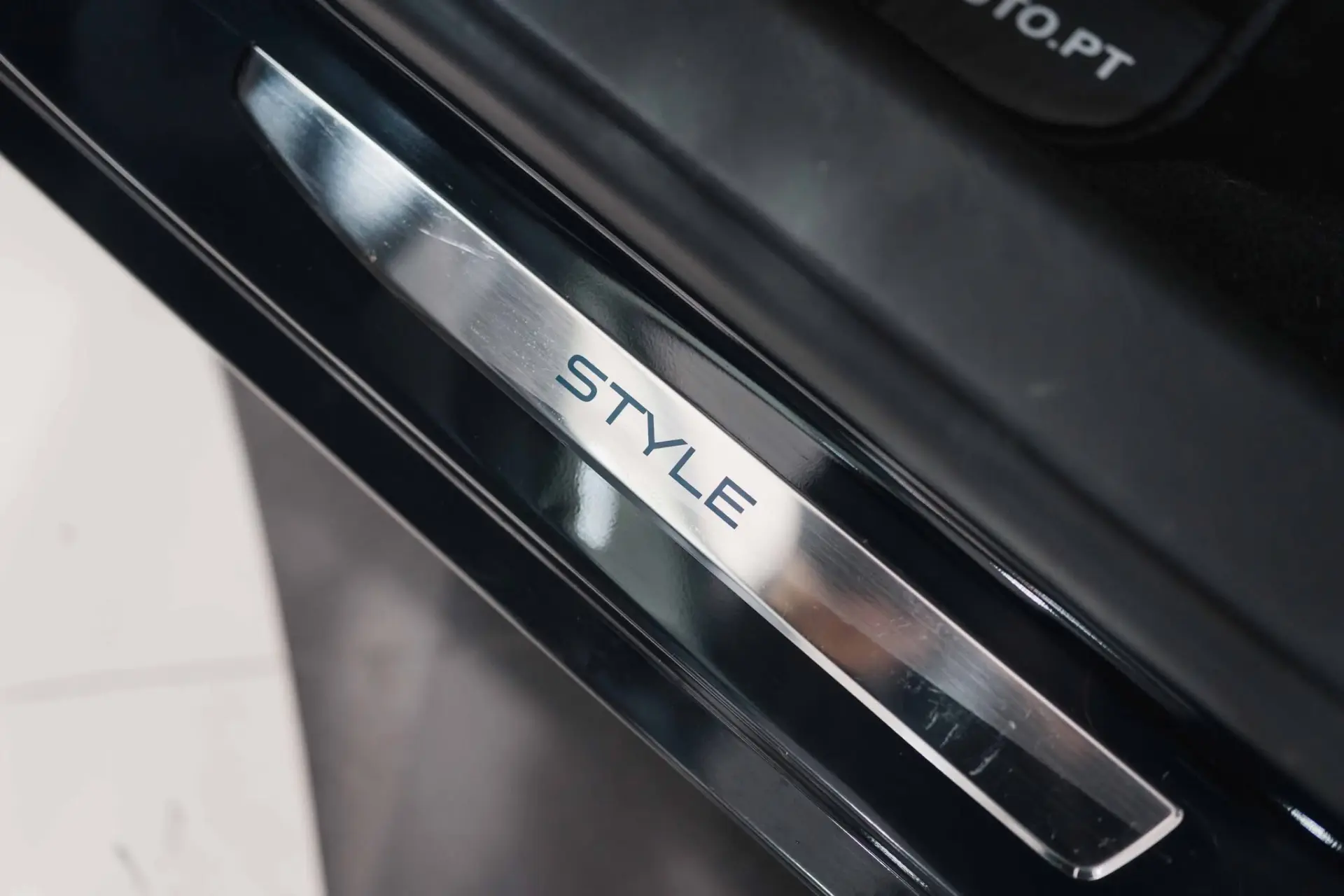 Peugeot 308 SW BlueHDi Style 16