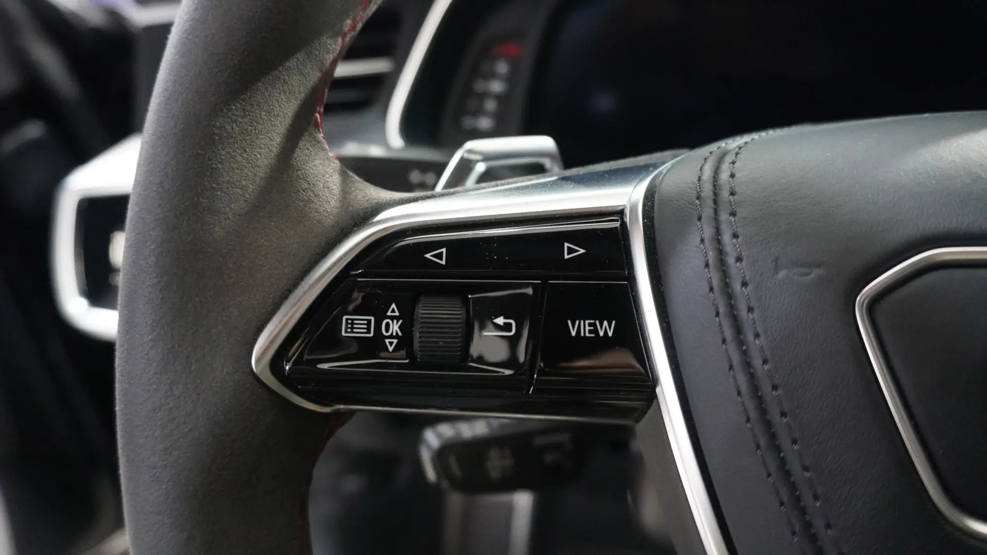 Audi RS7 Sportback 4.0 TFSI quattro Tiptronic 42