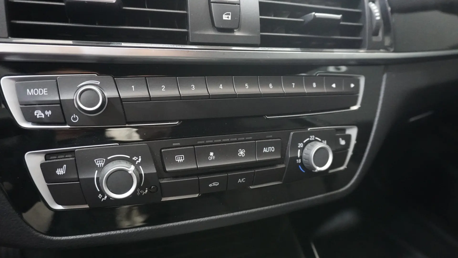 BMW 118 i Line Sport Auto 27