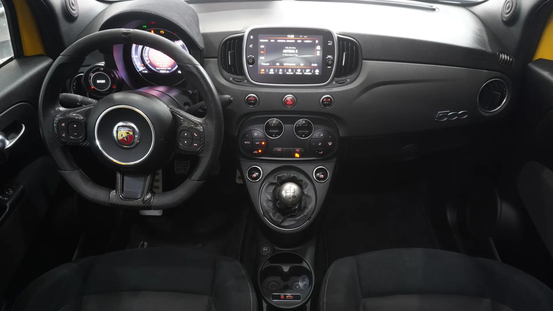 Abarth 595C 1.4 T-Jet Esseesse 21