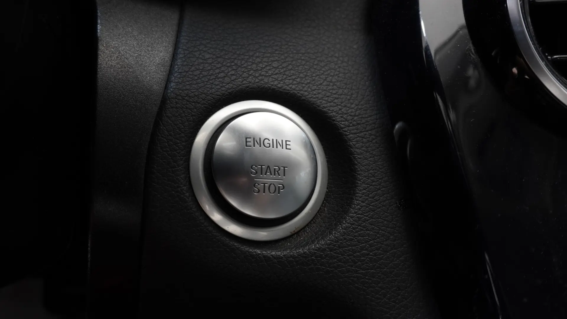 Mercedes-Benz C 180 (BlueTEC) d Station 7G-TRONIC Avantgarde 26