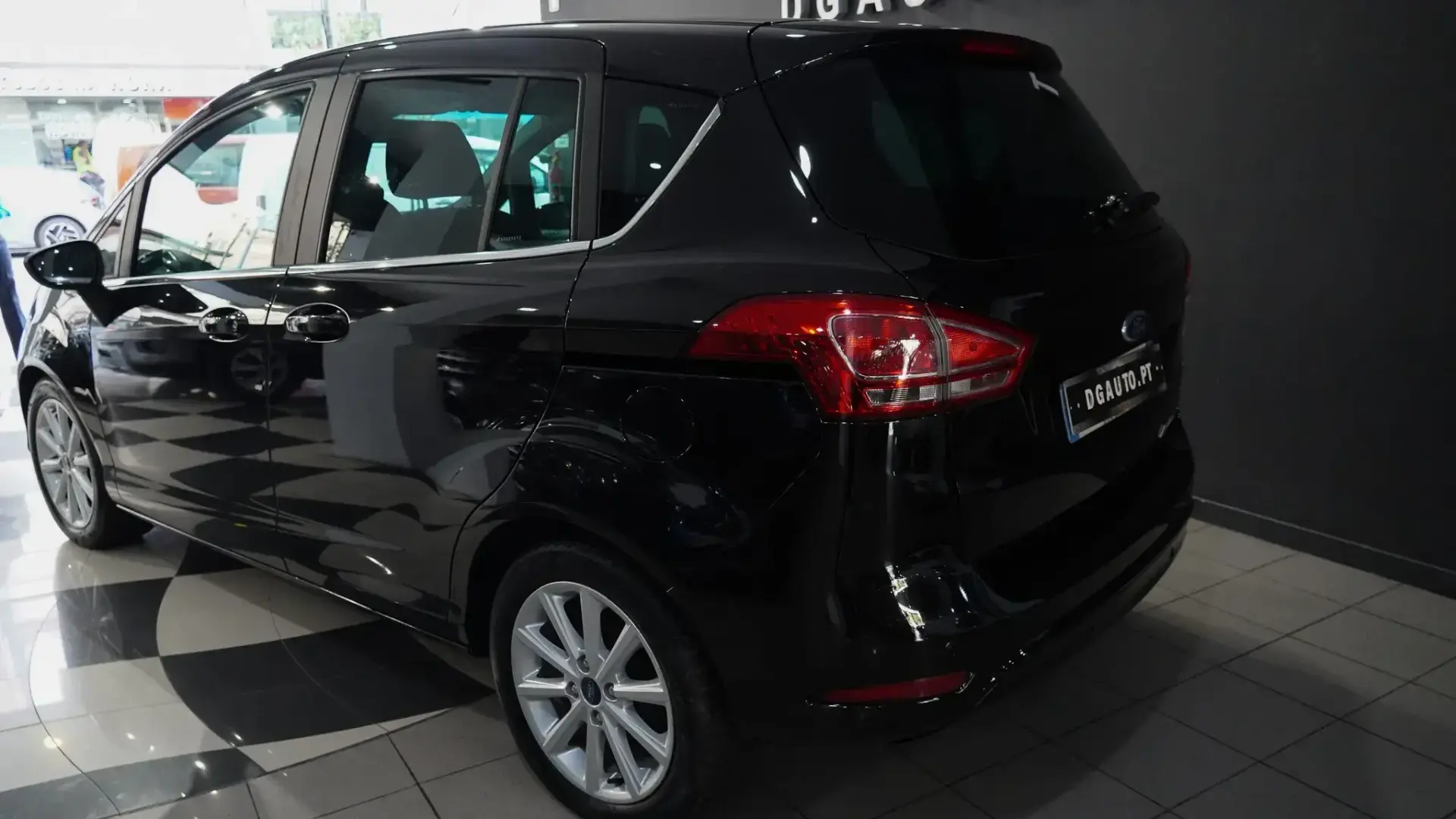 Ford B-Max 1.5 TDCi Titanium 15
