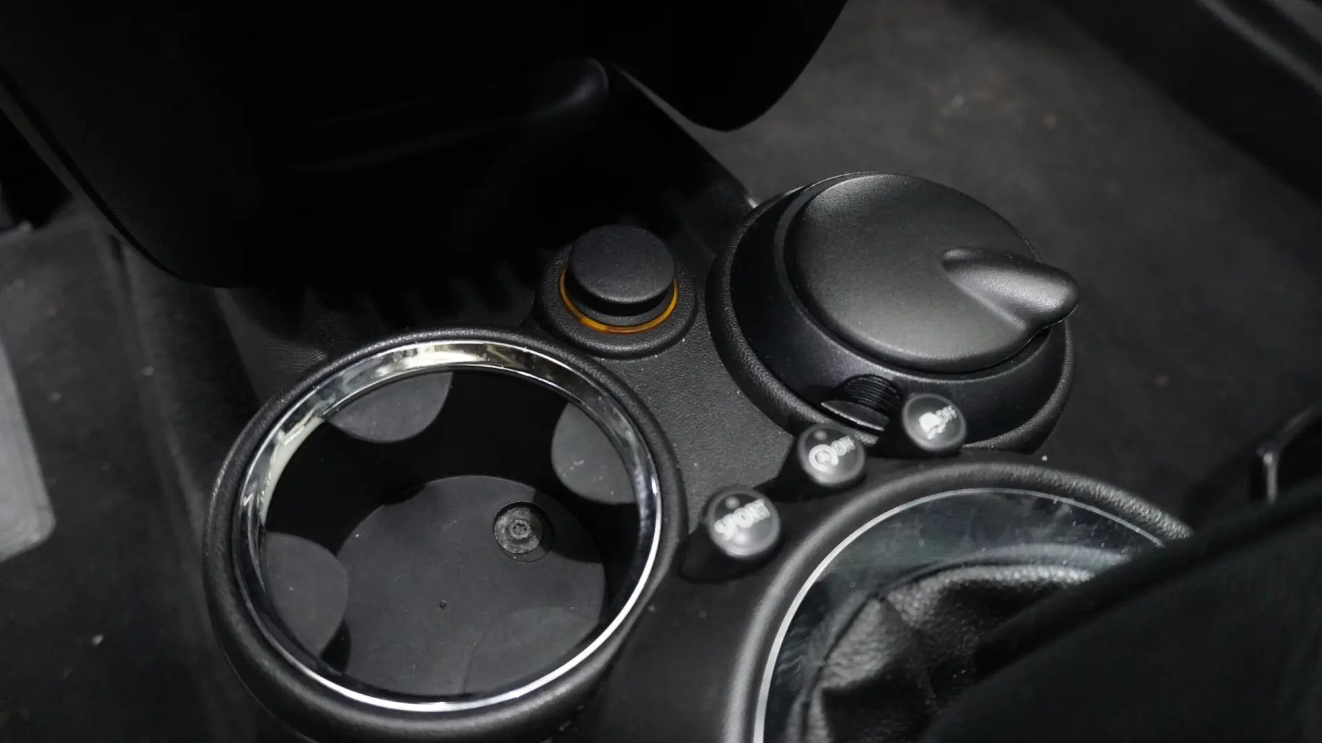 MINI 3 Portas Cooper S 23