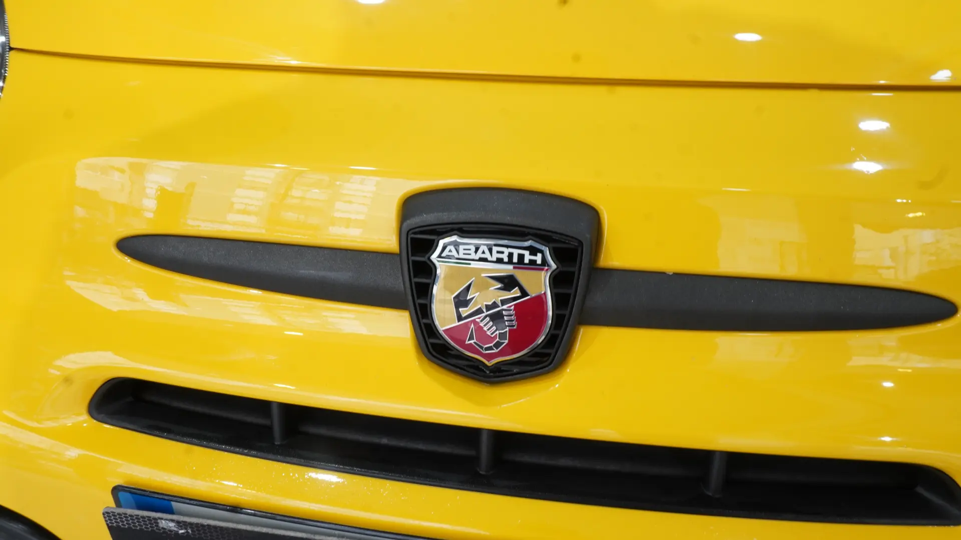 Abarth 595C 1.4 T-Jet Esseesse 3