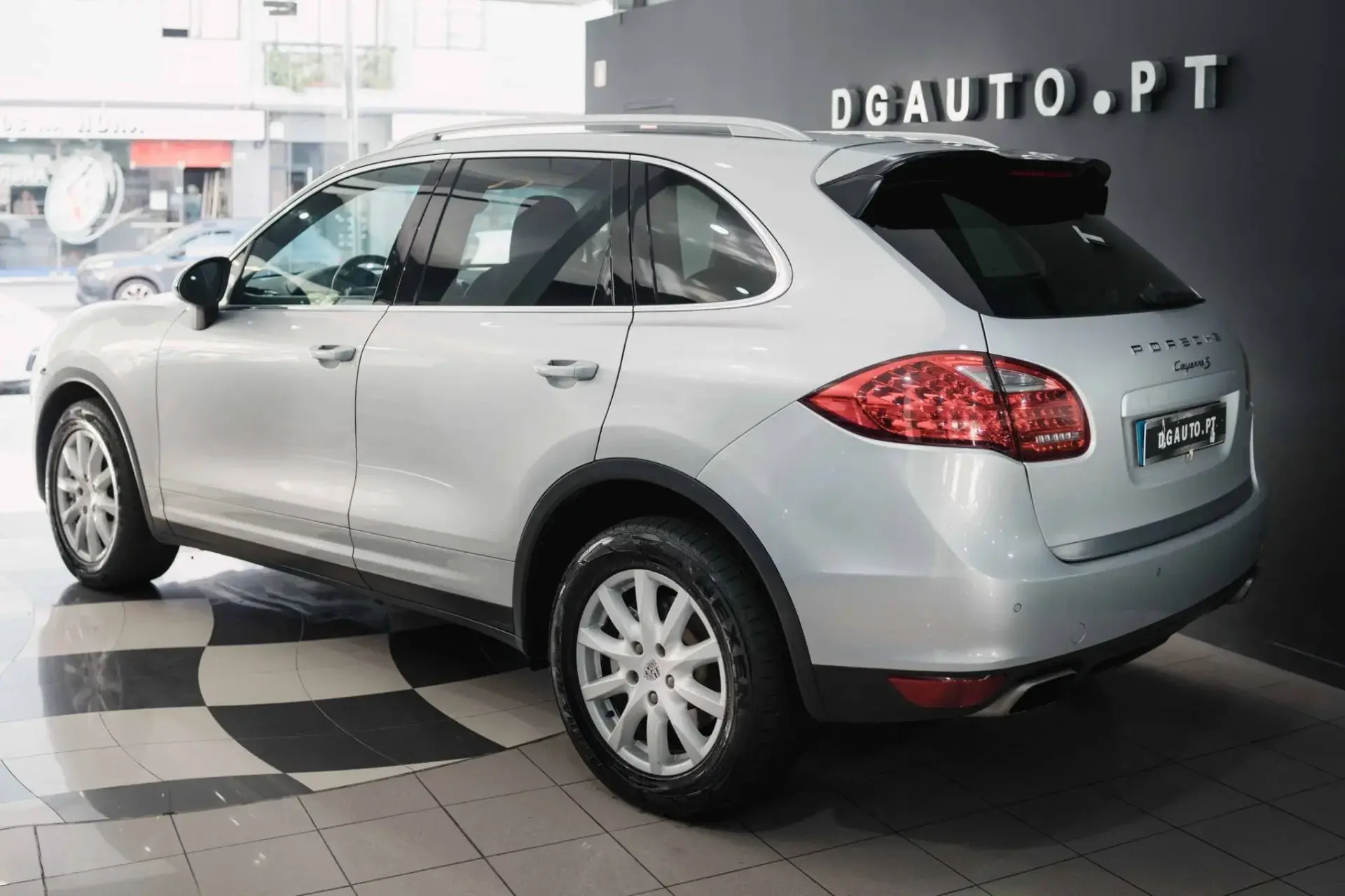Porsche Cayenne S HYBRID 16