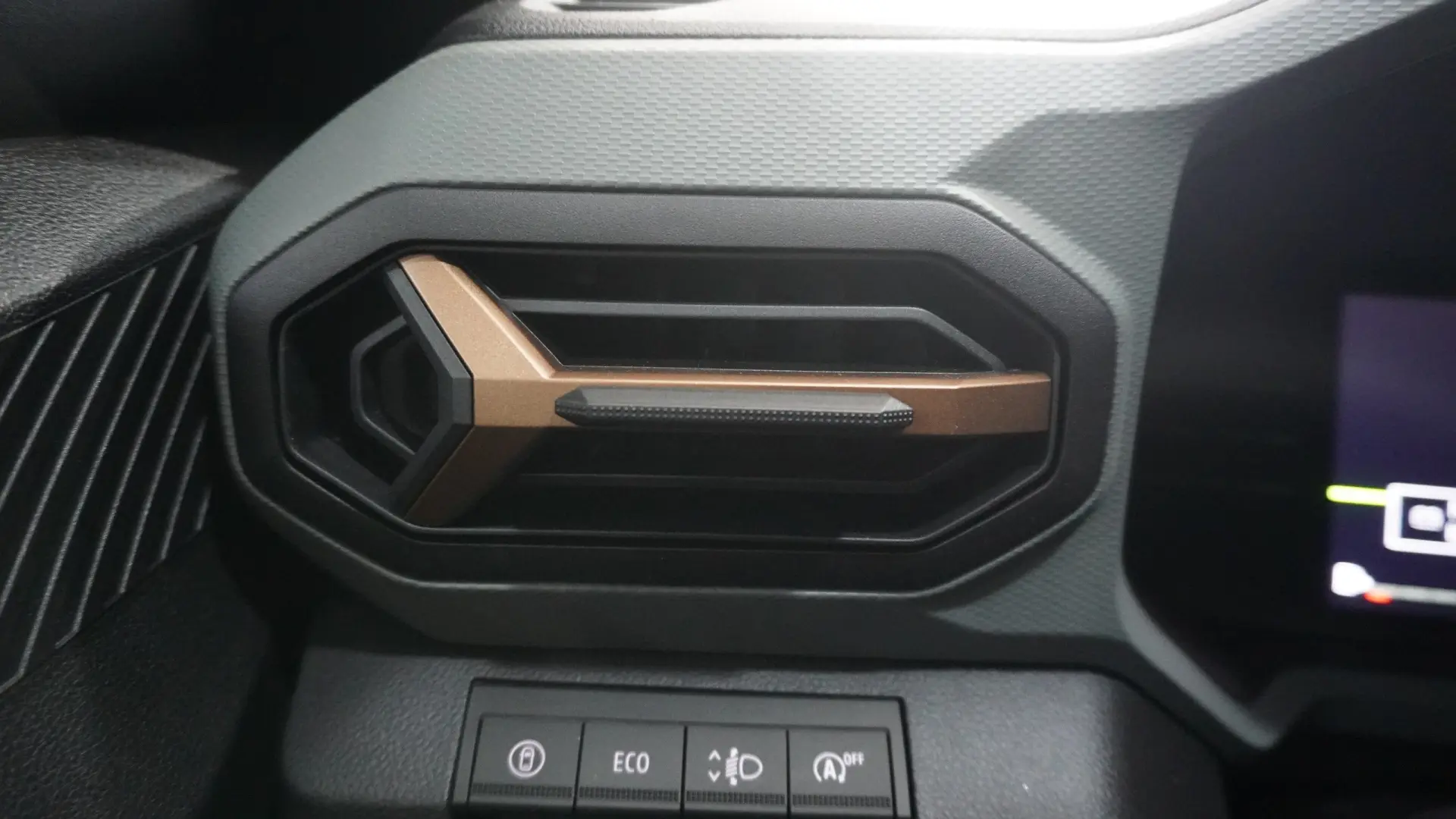 Dacia Duster 1.0 TCe ECO-G Extreme Bi-Fuel 26