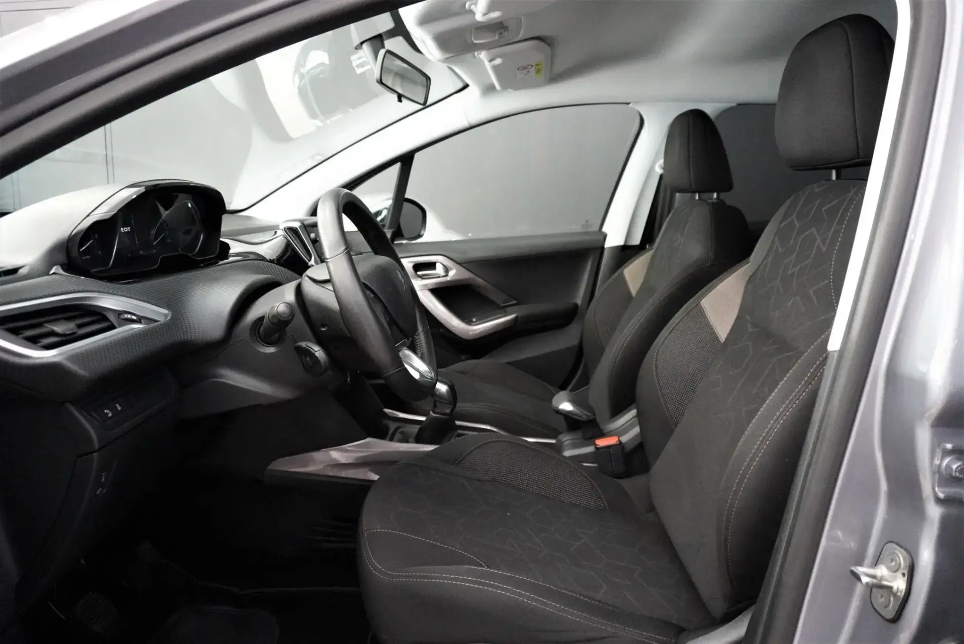 Peugeot 2008 11