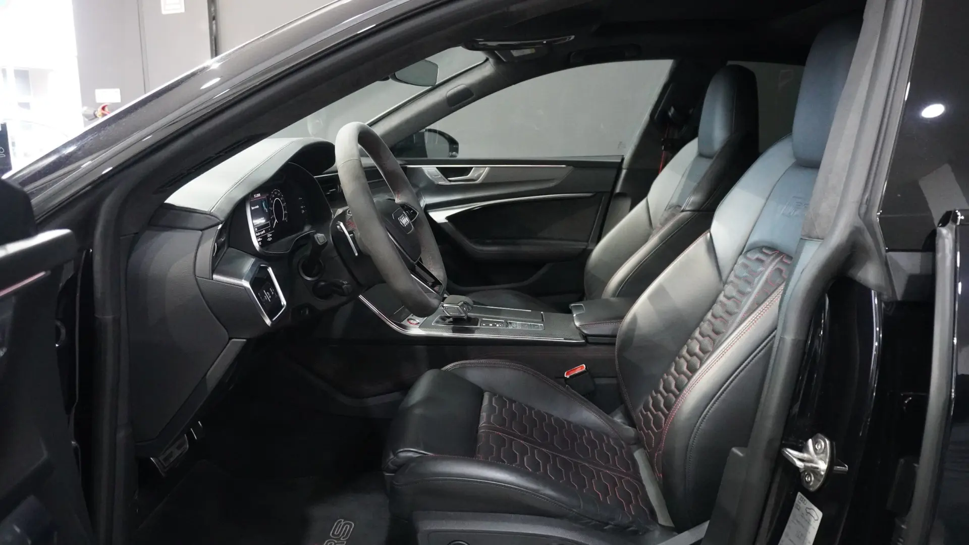 Audi RS7 Sportback 4.0 TFSI quattro Tiptronic 26