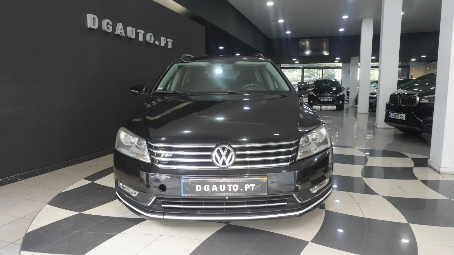 Volkswagen Passat 1.6 TDI Confortline 2