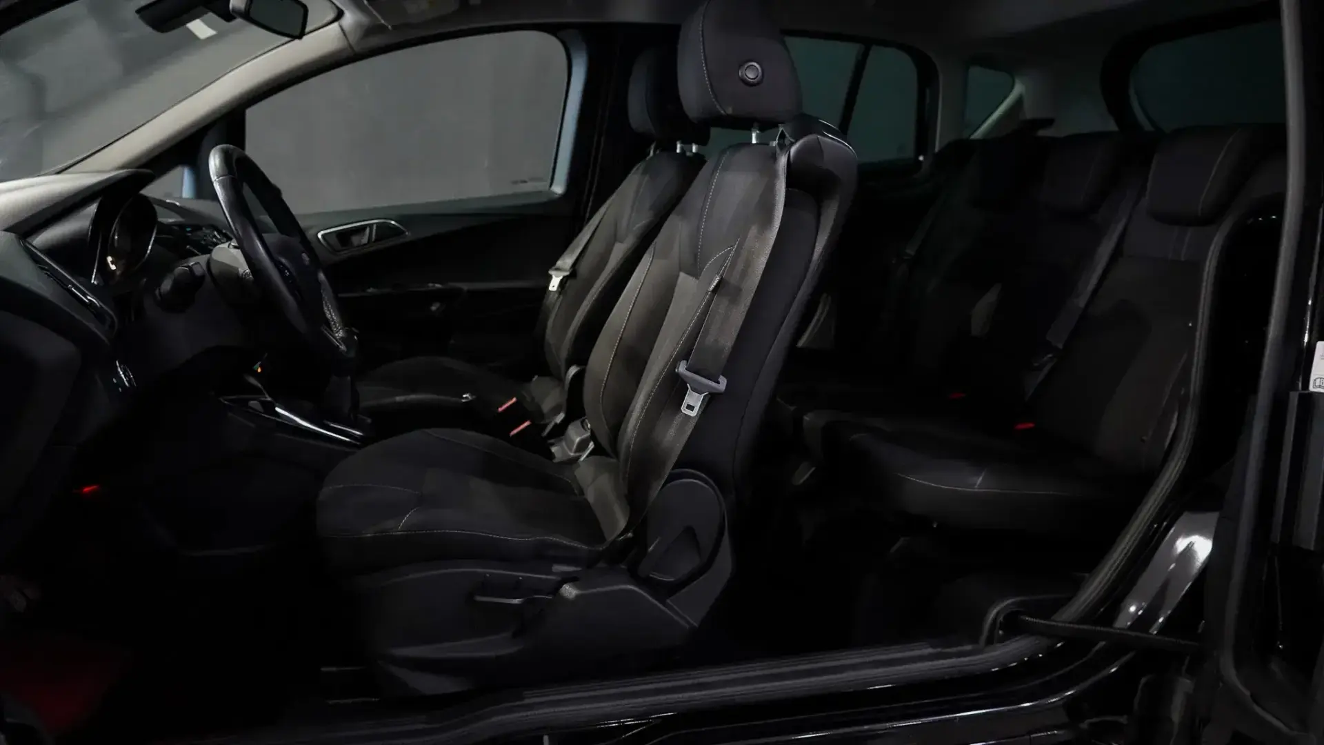 Ford B-Max 1.5 TDCi Titanium 42