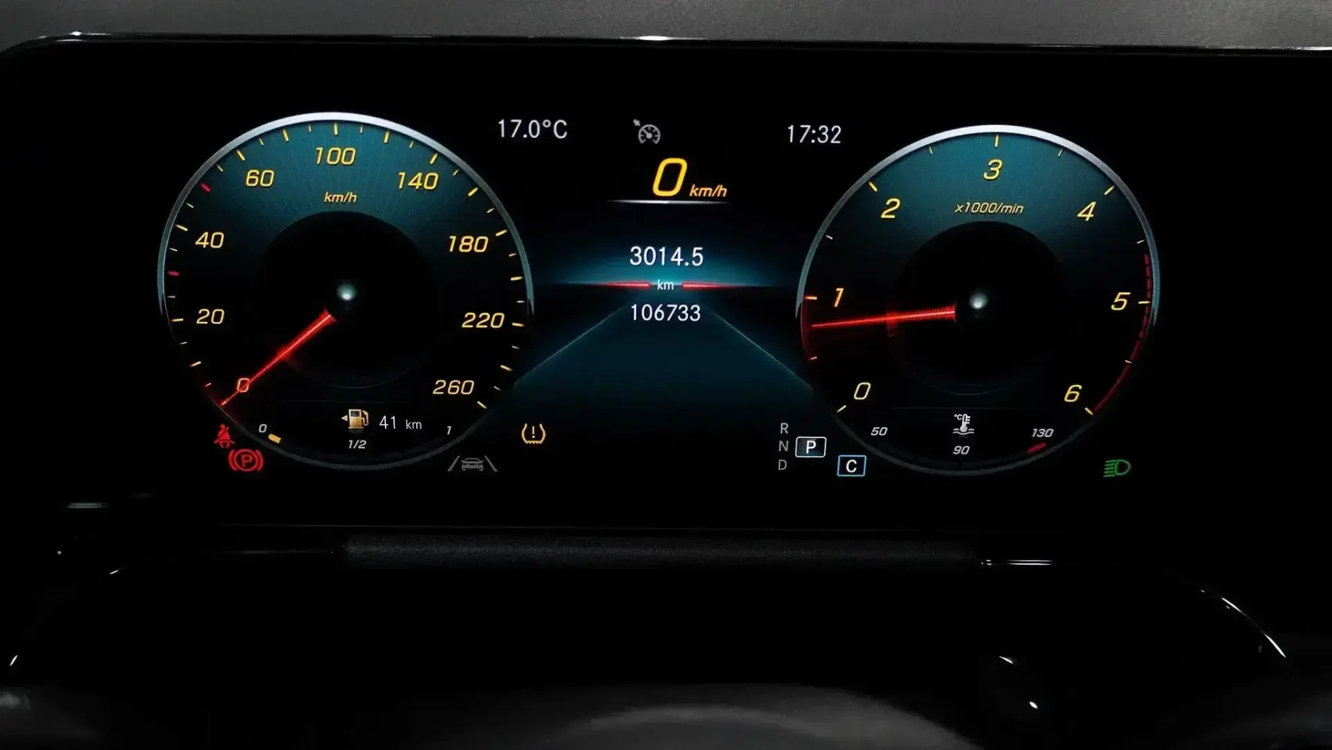 Mercedes-Benz GLA 200 d Progressive 21