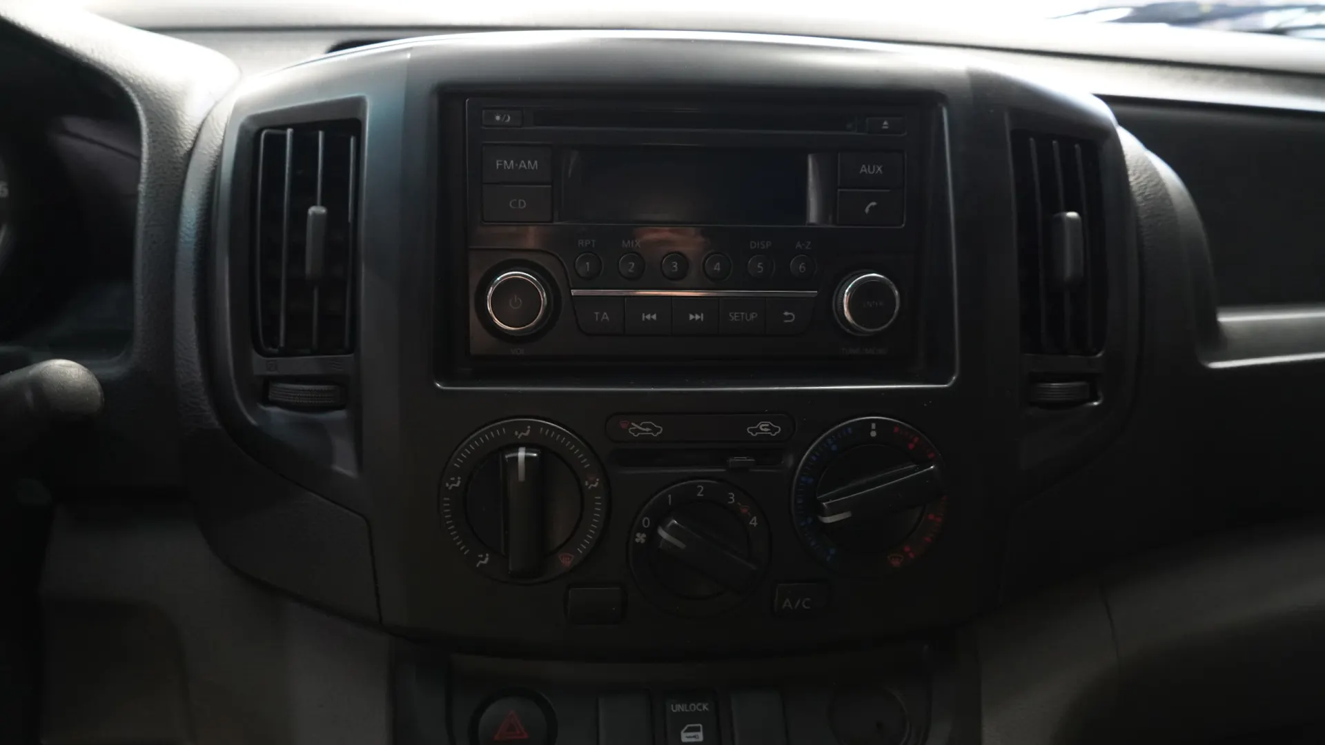 Nissan NV200 Evalia Comfort 21