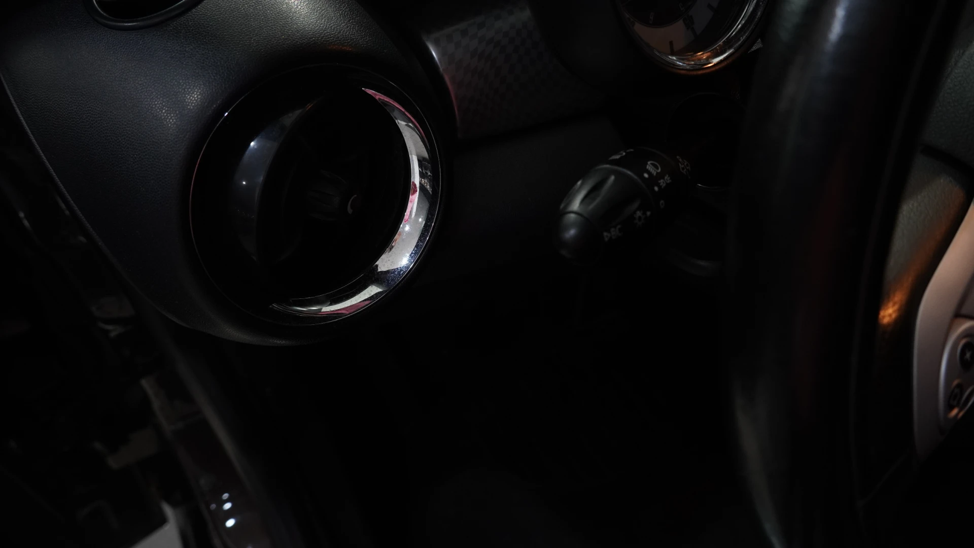 MINI 3 Portas Cooper Cabrio 1.6i 19