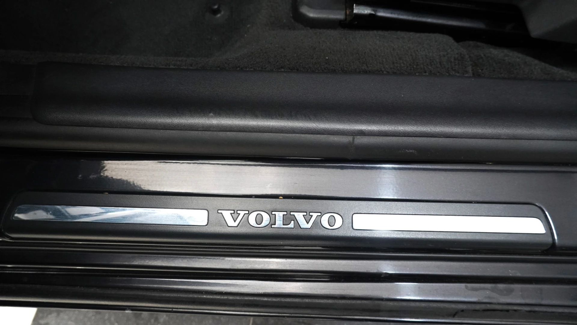 Volvo V60 1.6 D2 Drive R-Design Start/Stop 12
