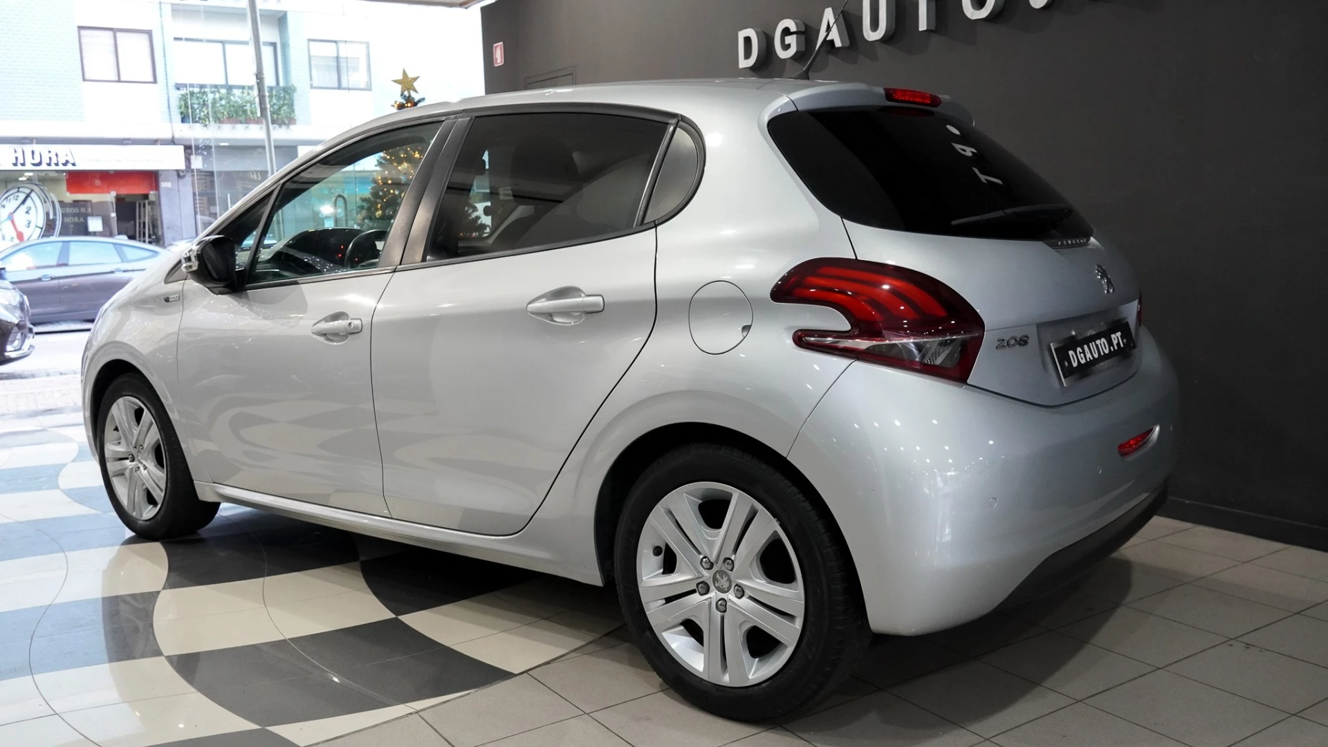 Peugeot 208 1.2 PureTech Active 28
