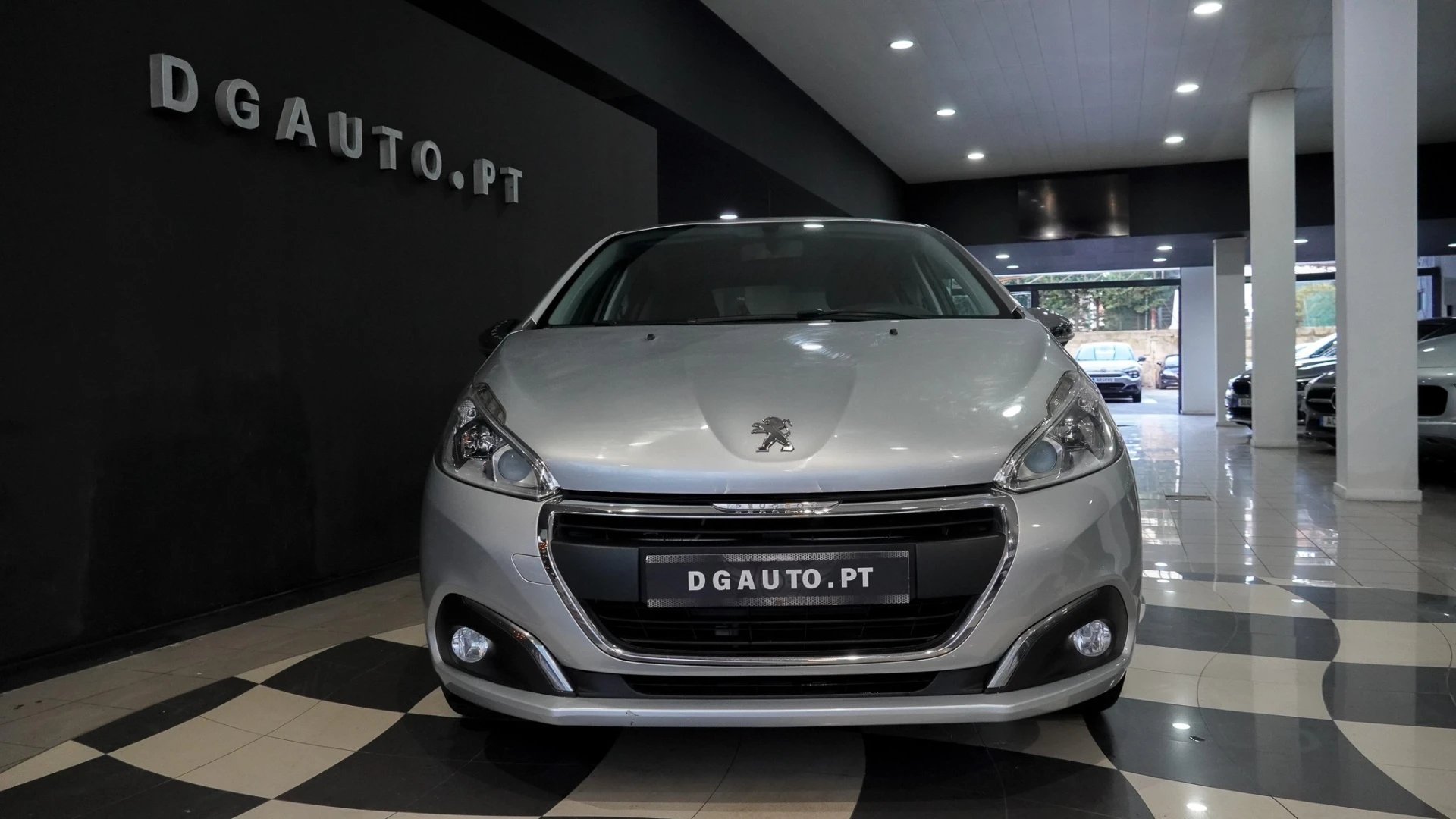 Peugeot 208 1.2 PureTech Active 8
