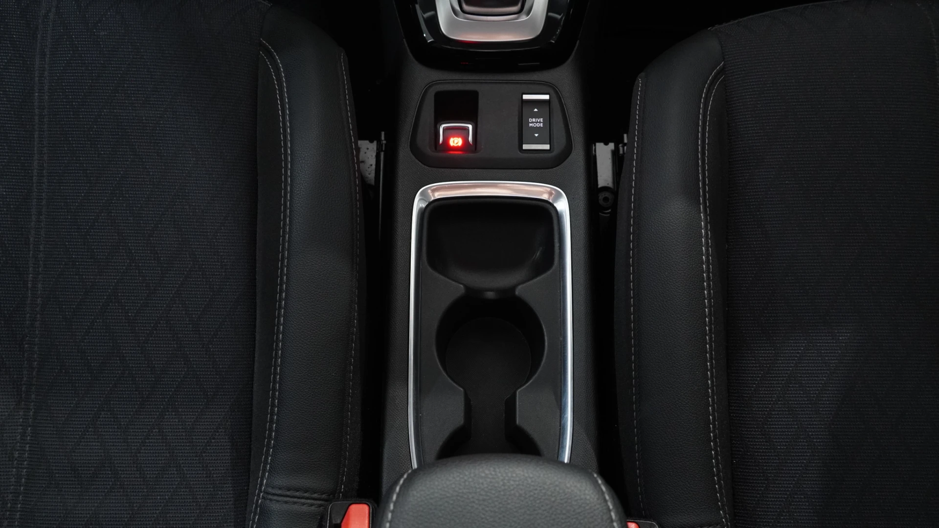 Opel Corsa-e 136CV Elegance 100% Elétrico 35