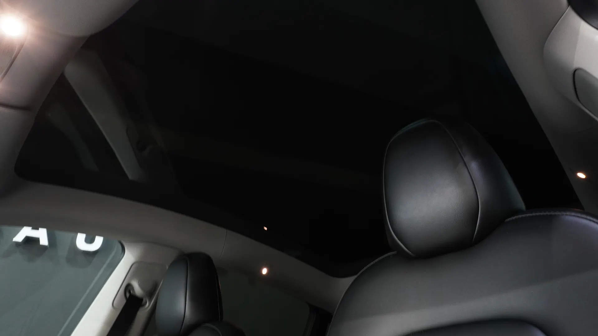 Tesla Model Y Tração Traseira 21