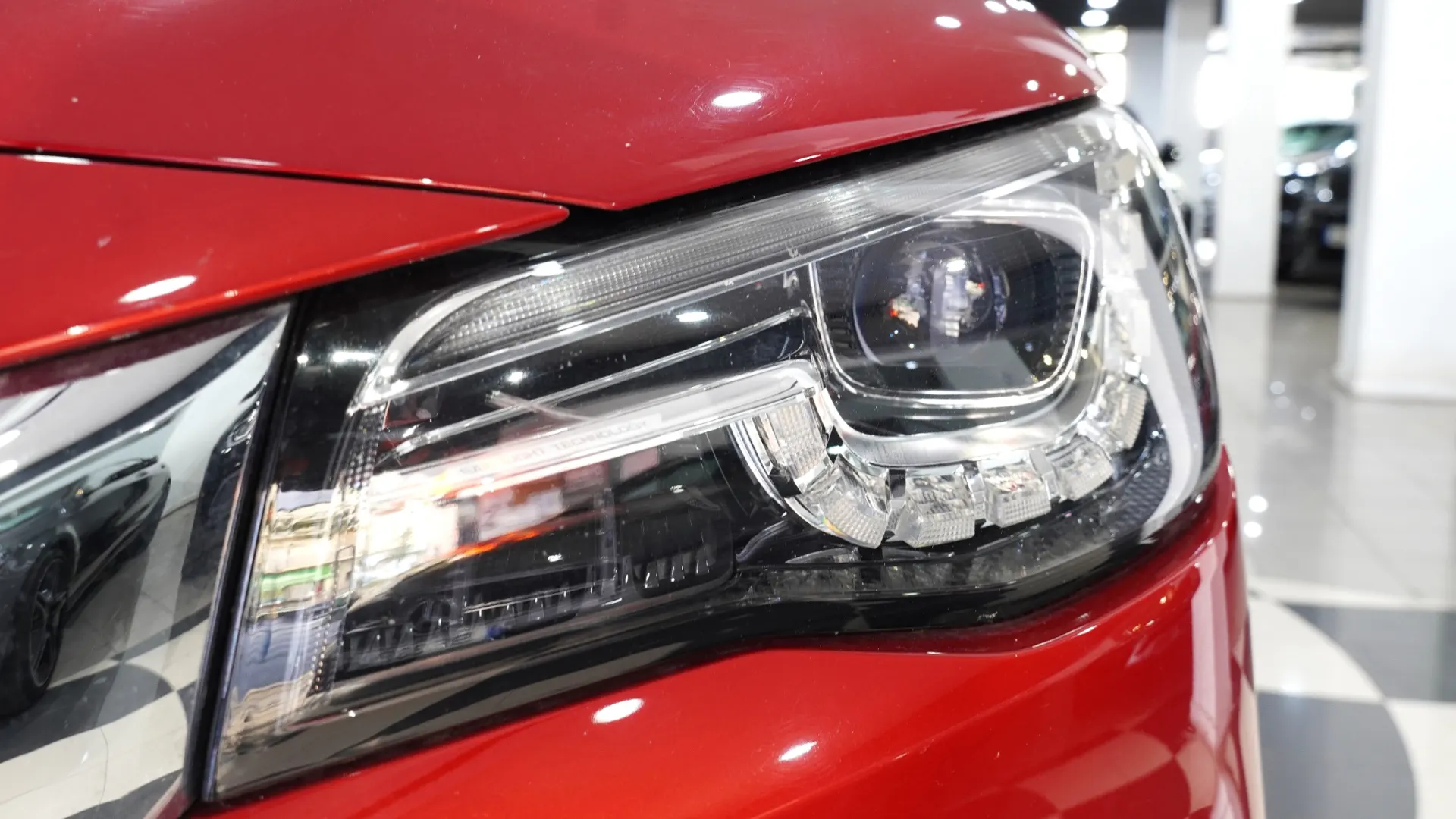 MG EHS 1.5 T-GDI Plug-in Hybrid Luxury 8