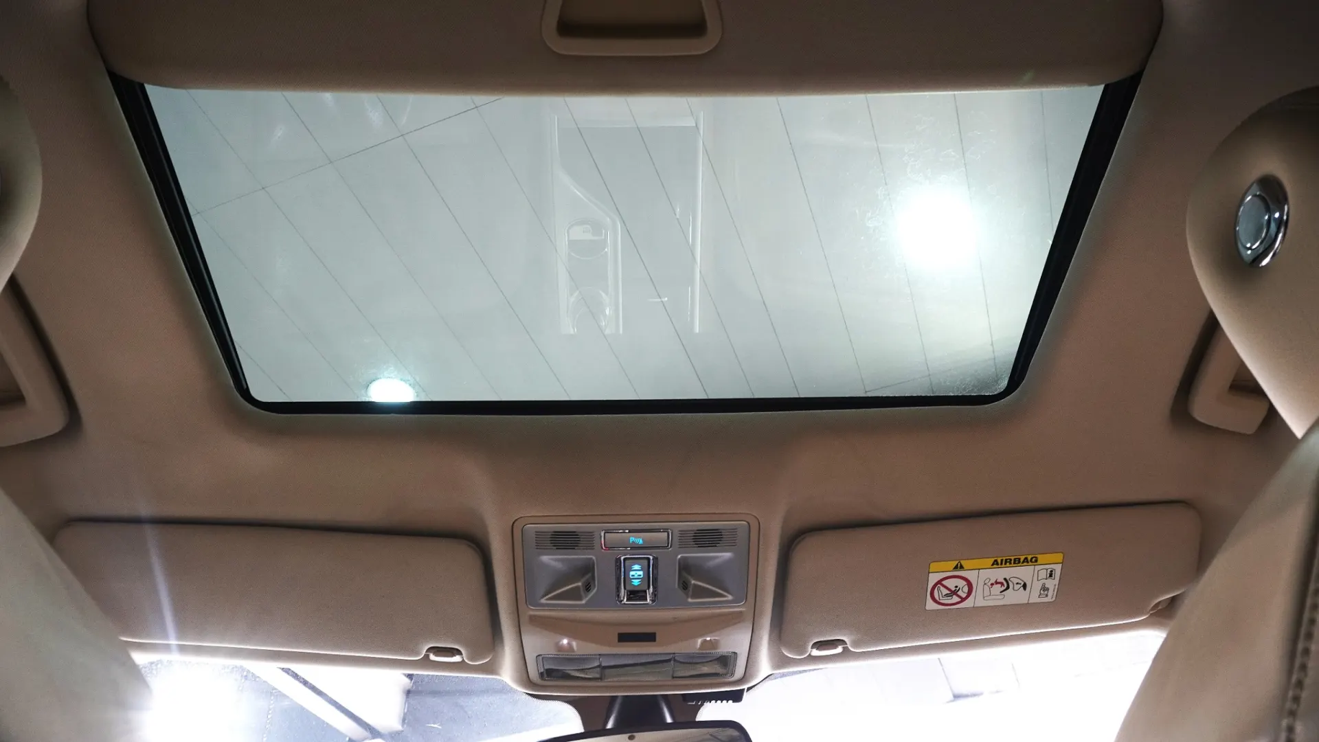 Jaguar XF 3.0 D V6 Luxury 33