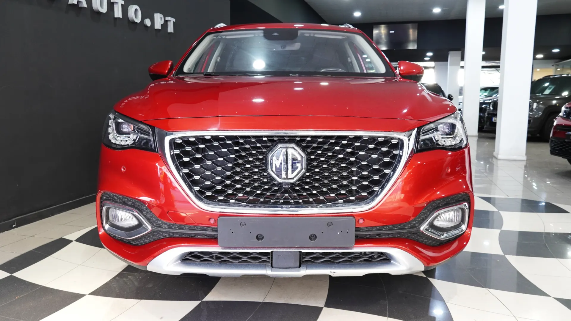 MG EHS 1.5 T-GDI Plug-in Hybrid Luxury 4