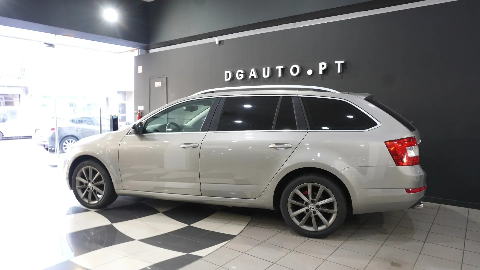 Skoda Octavia 1.6 TDI Active 10