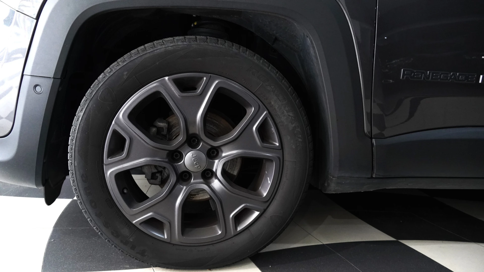 Jeep Renegade 1.0 T Limited 13