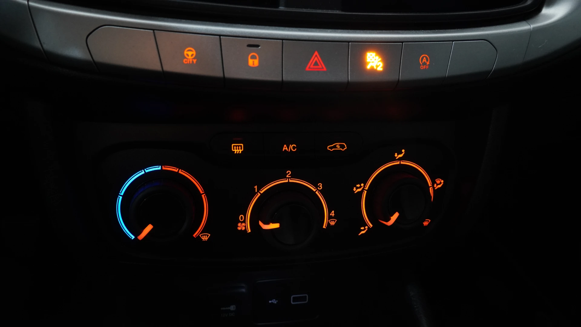 Fiat Tipo Station Wagon 1.3 M-Jet Street 14