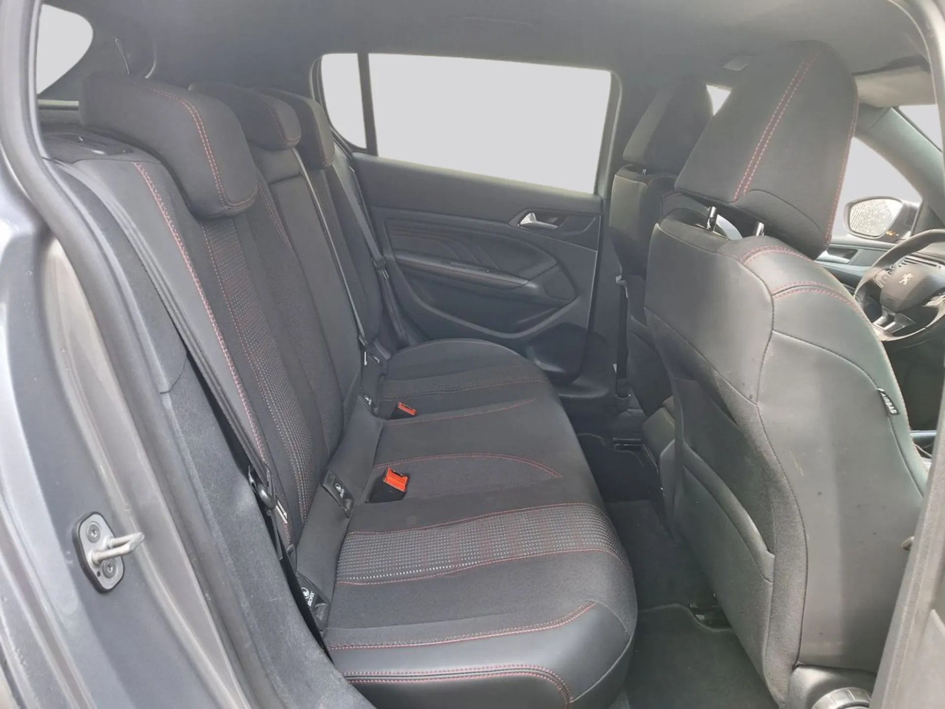 Peugeot 308 e-THP GT Line 5