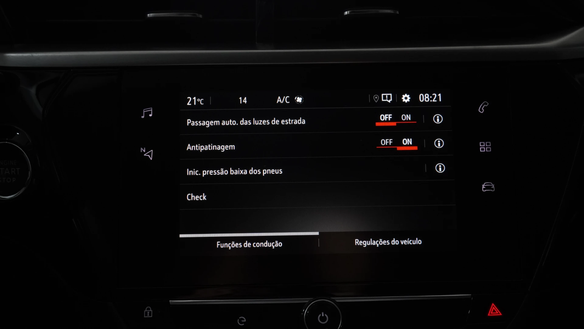 Opel Corsa-e 136CV Elegance 100% Elétrico 45