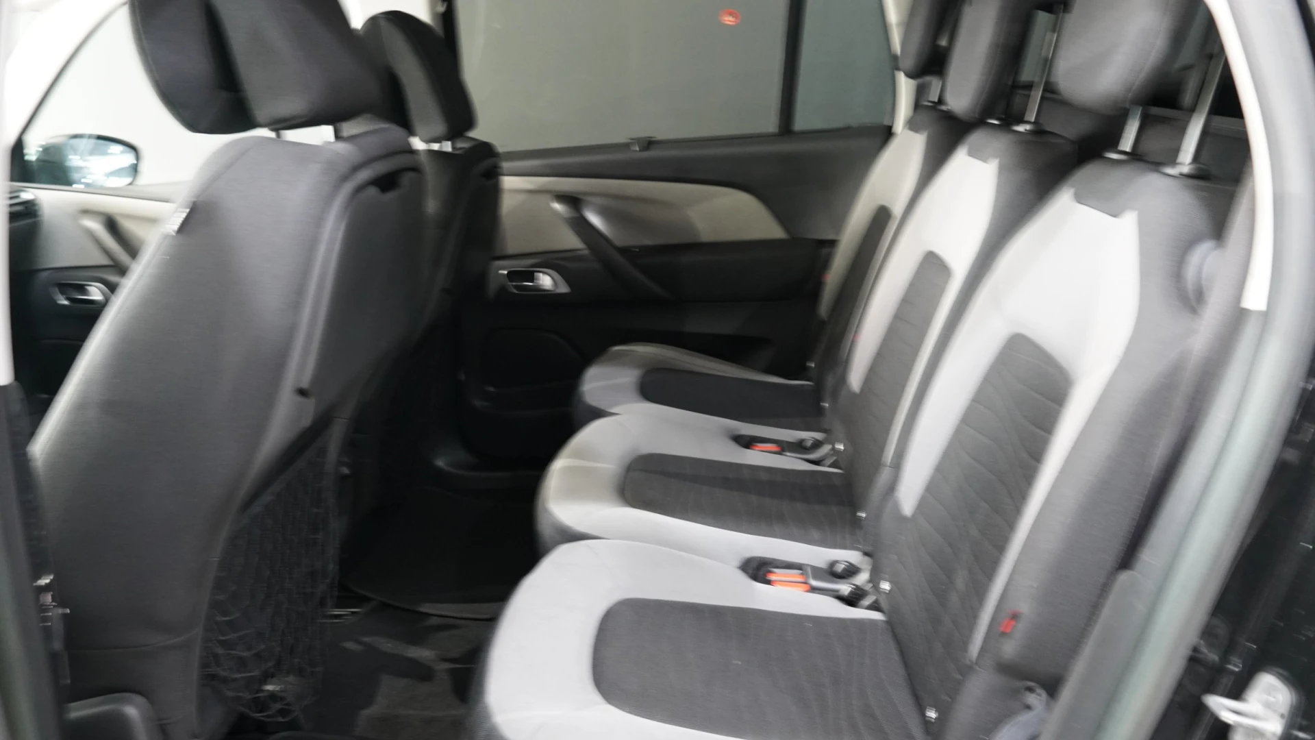Citroën C4 Grand Picasso 1.6 e-HDi Collection 46