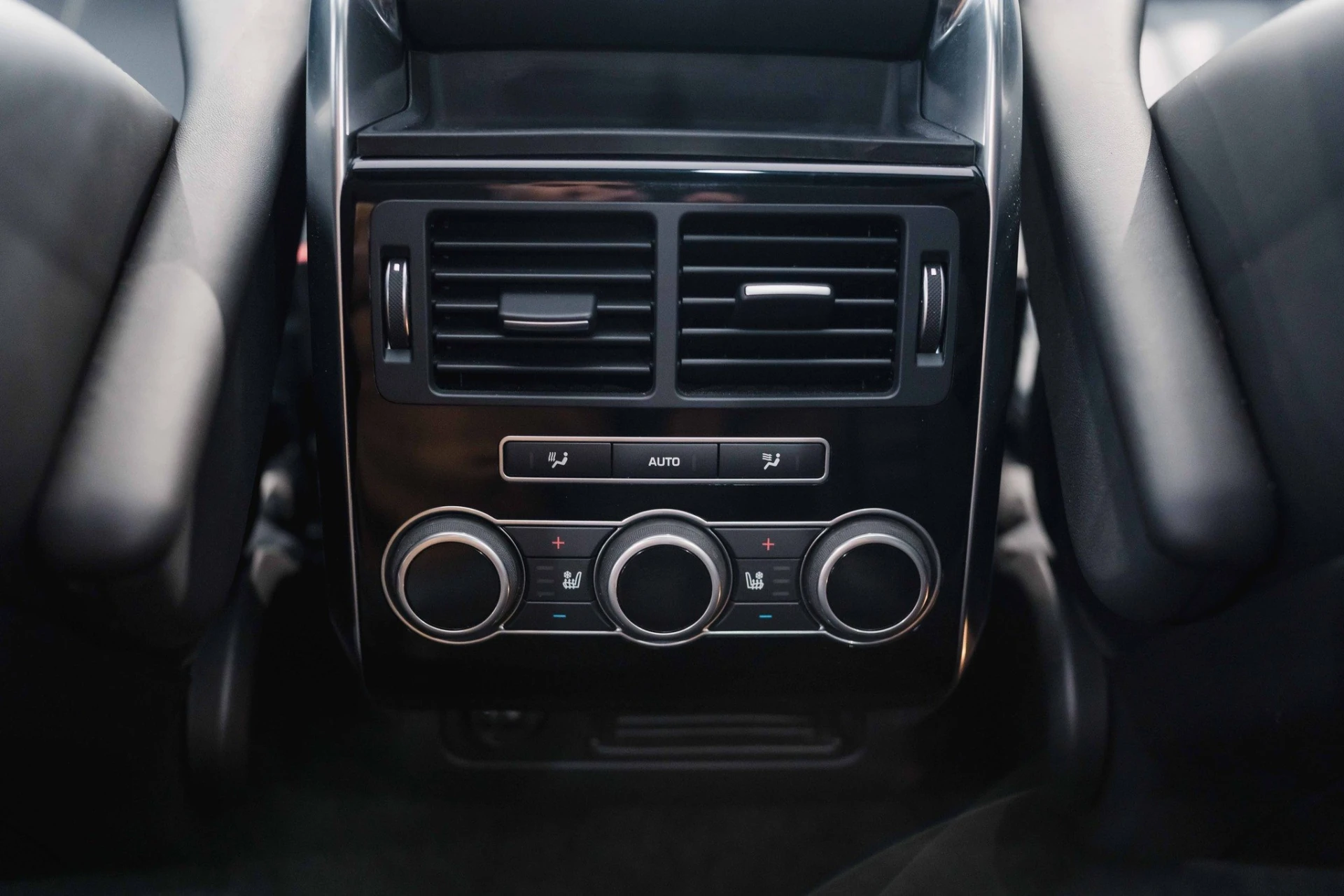 Land Rover Range Rover 4.4 SDV8 Autobiography 24