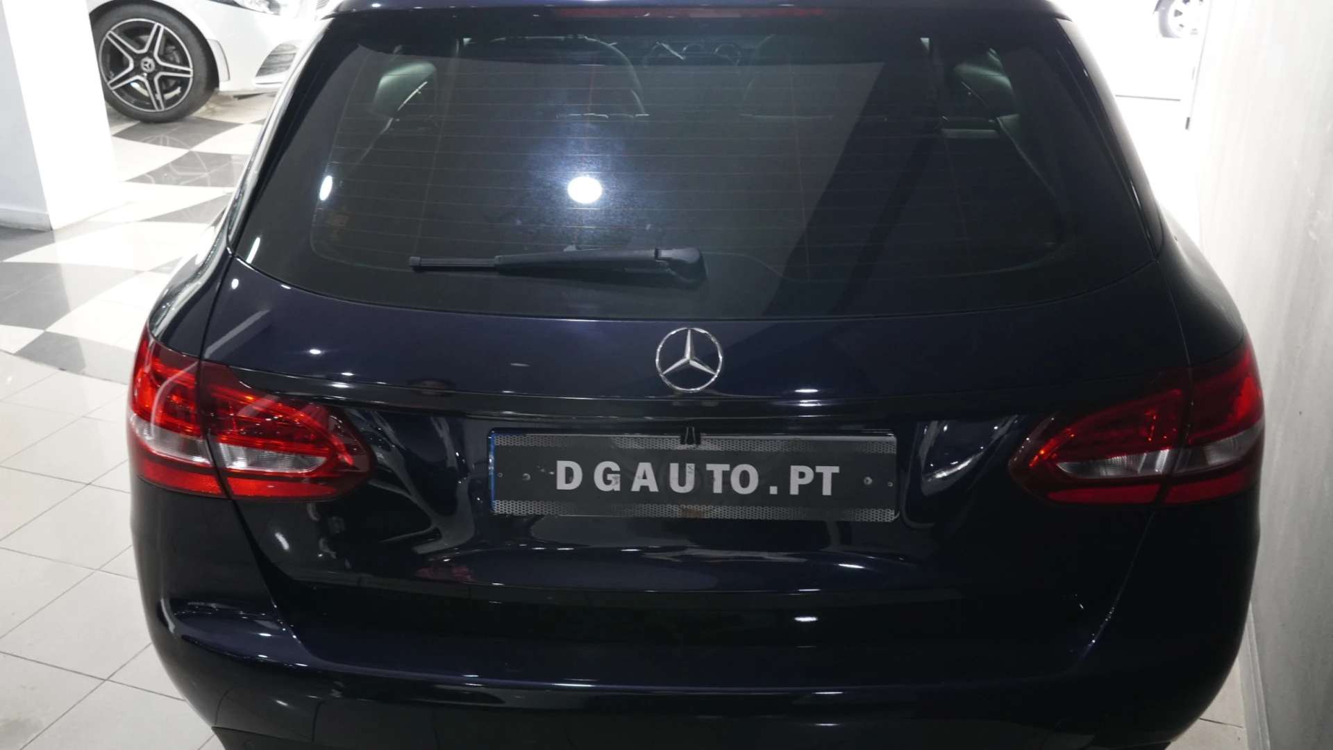 Mercedes-Benz C 180 D Avantgarde 42