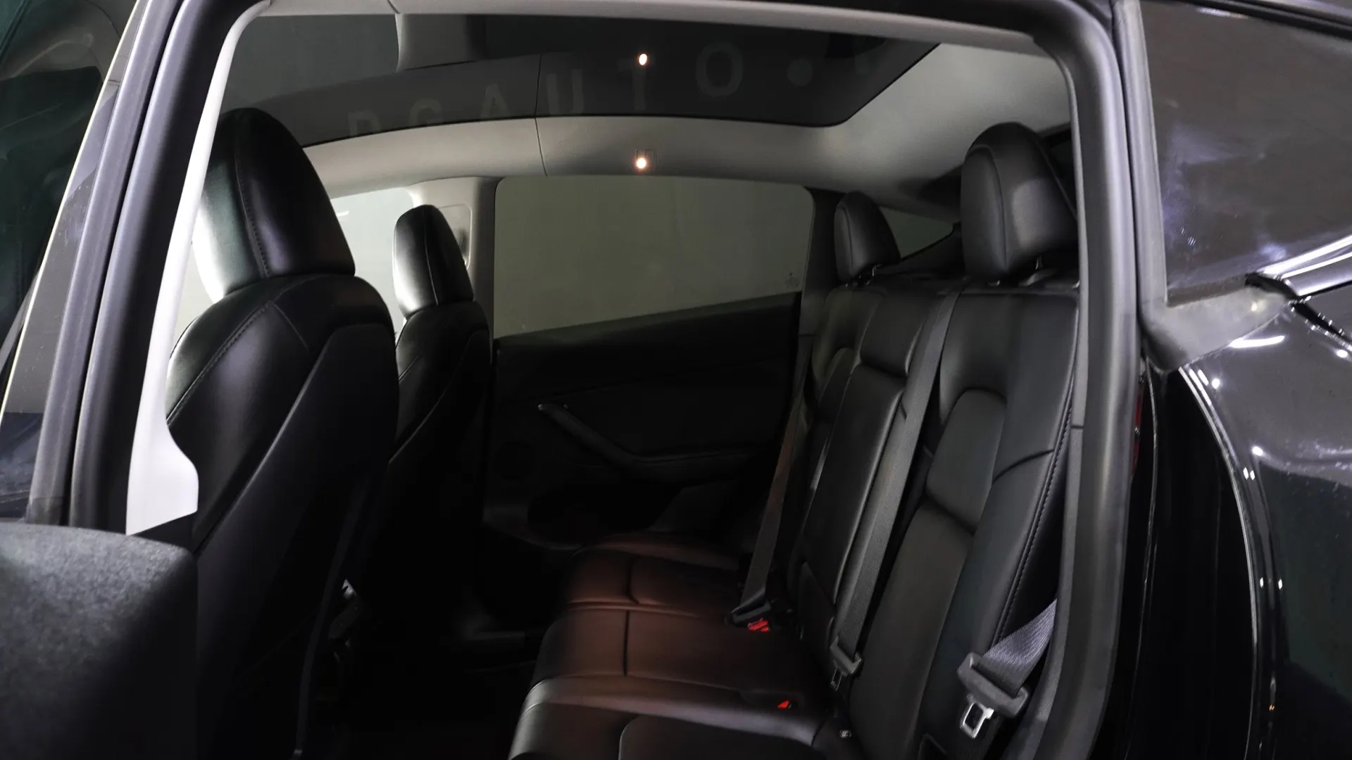 Tesla Model Y Tração Traseira 33