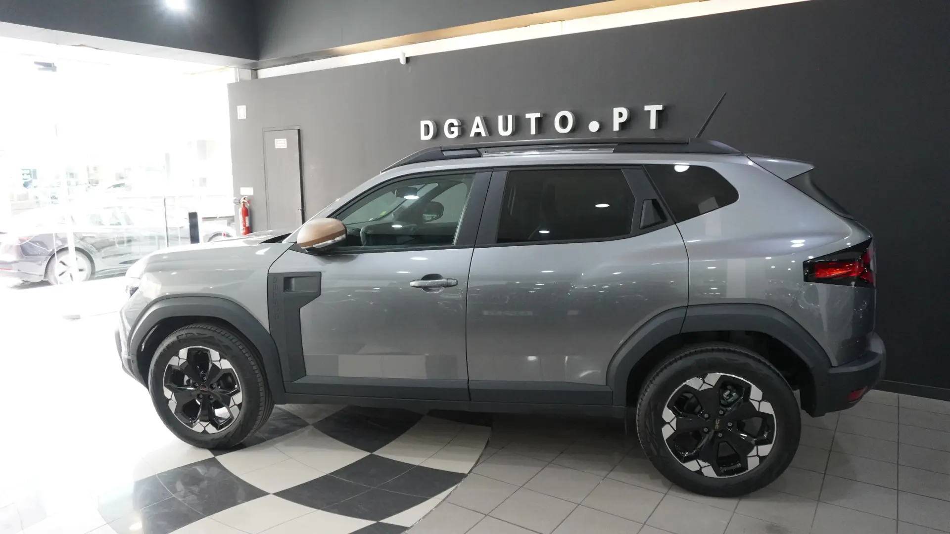 Dacia Duster 1.0 TCe ECO-G Extreme Bi-Fuel 6