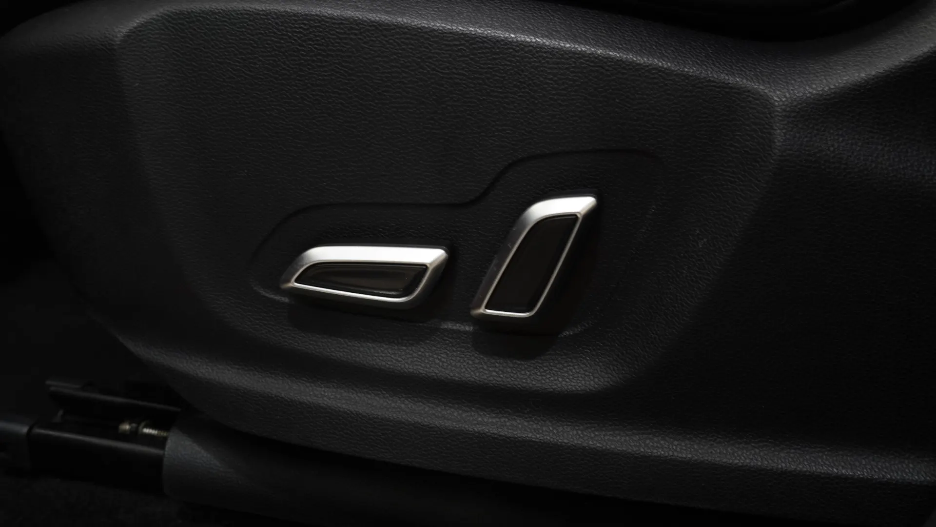 MG EHS 1.5 T-GDI Plug-in Hybrid Luxury 18