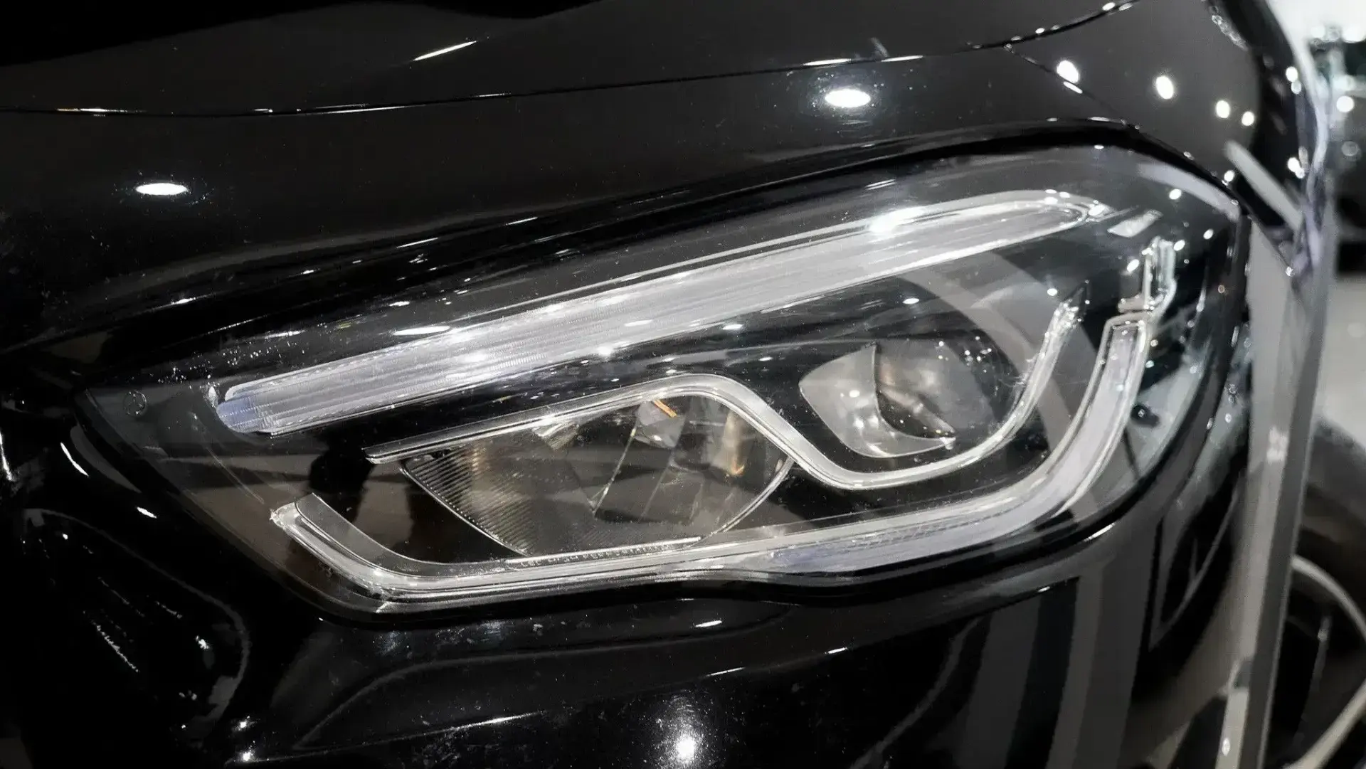 Mercedes-Benz GLA 200 d Progressive 5