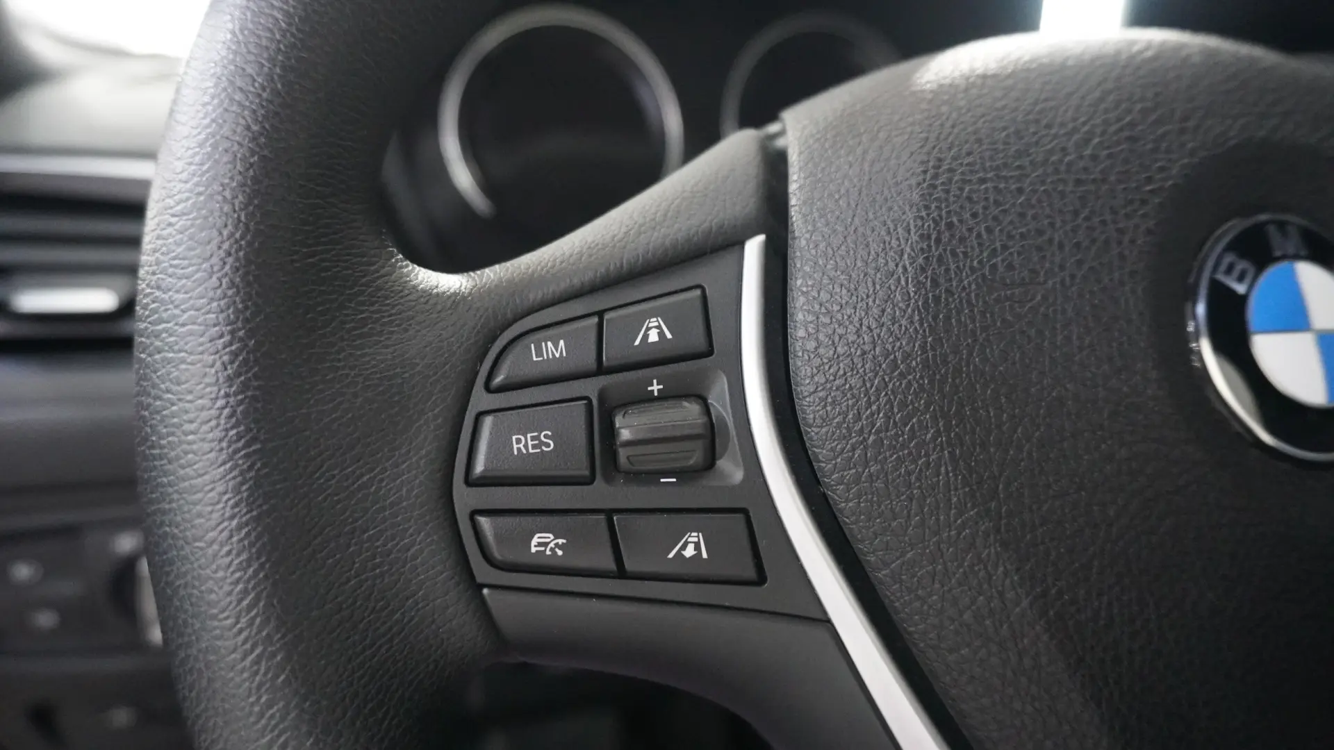 BMW 118 i Line Sport Auto 19