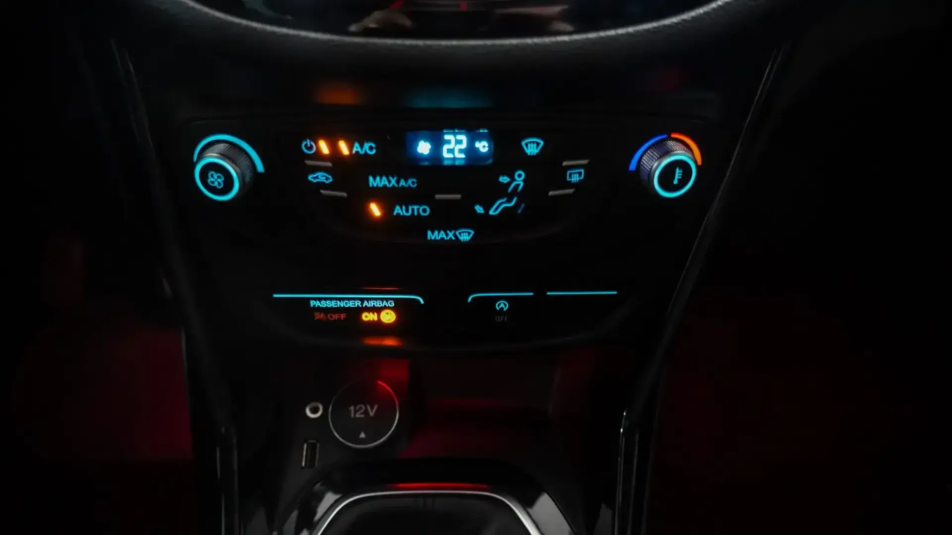 Ford B-Max 1.5 TDCi Titanium 57