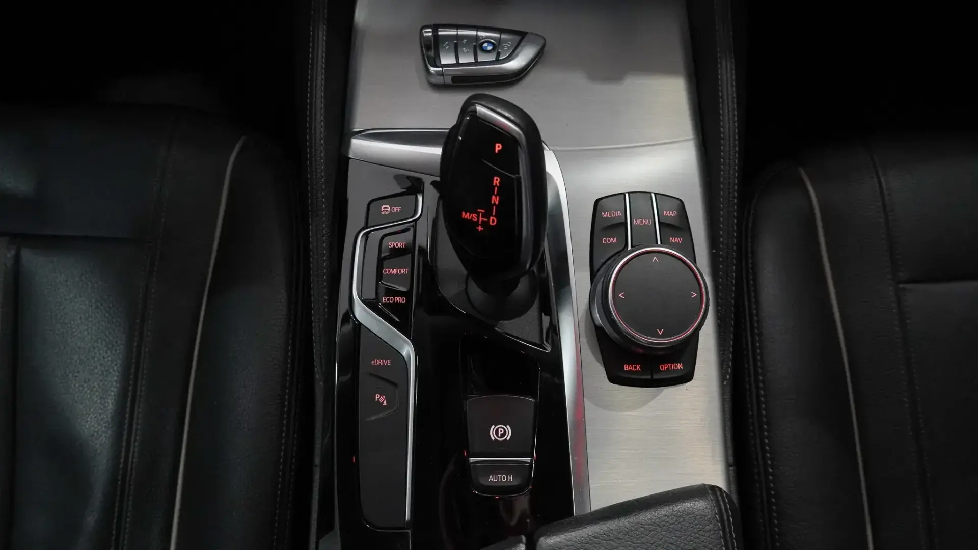 BMW 530 i Line Luxury Auto 25