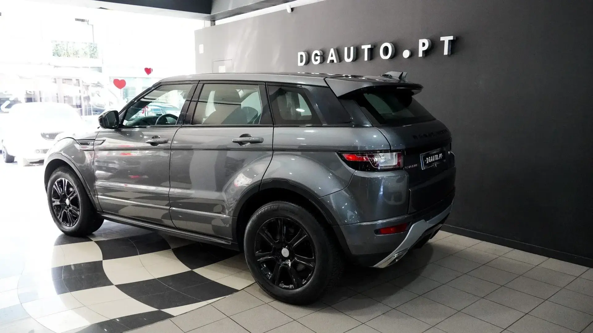 Land Rover Range Rover Evoque 36