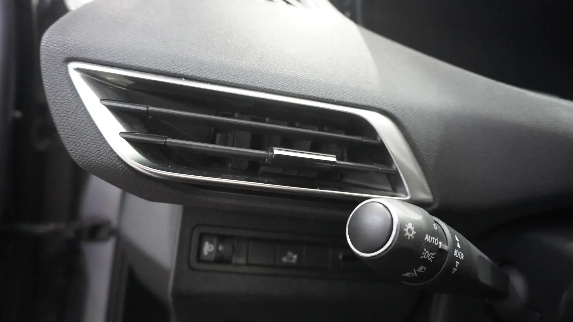 Peugeot 5008 1.2 PureTech Allure Pack 20