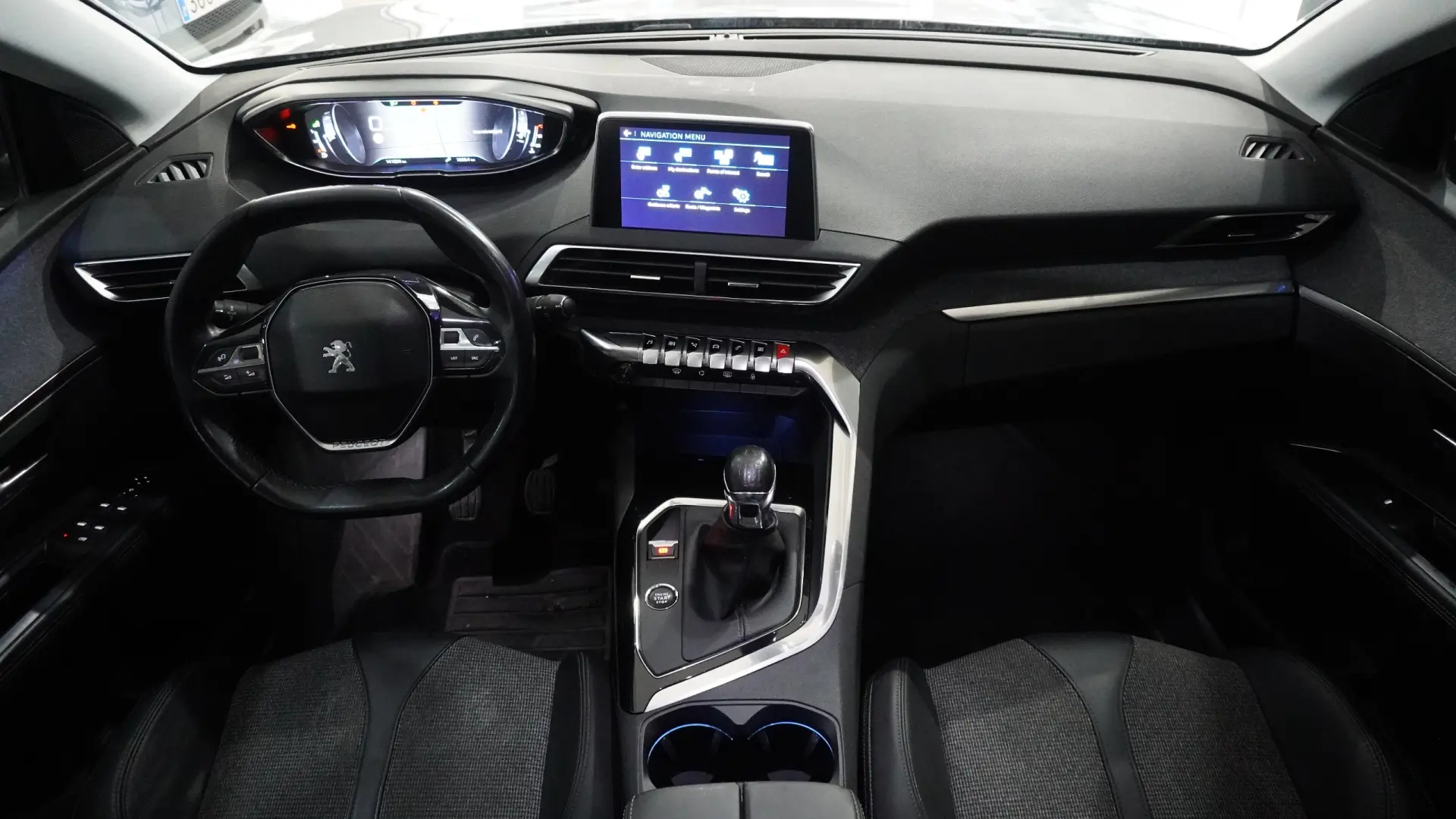 Peugeot 5008 1.2 PureTech Allure Pack 22