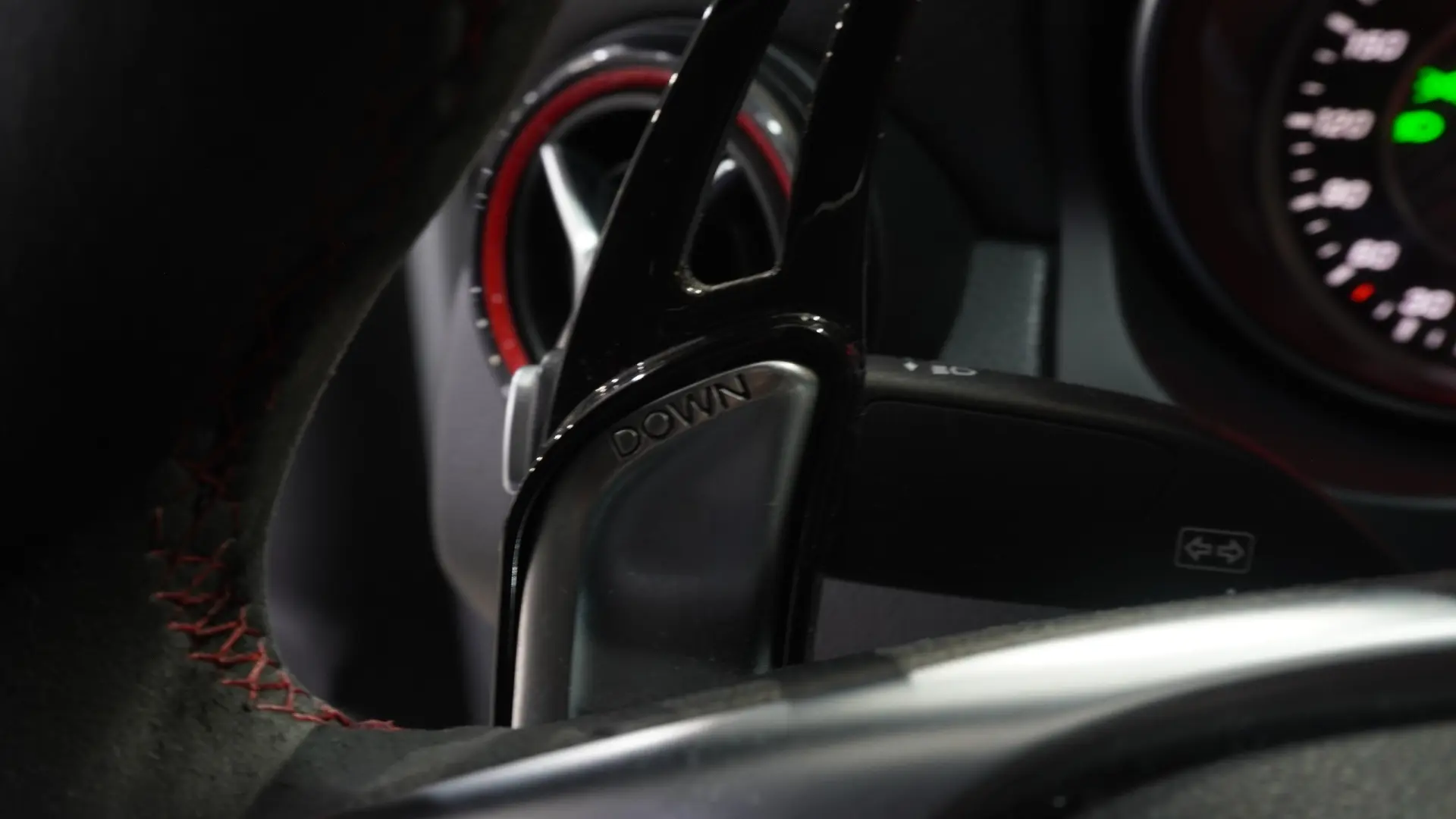 Mercedes-Benz CLA 45 AMG 4Matic Speedshift 7G-DCT 21