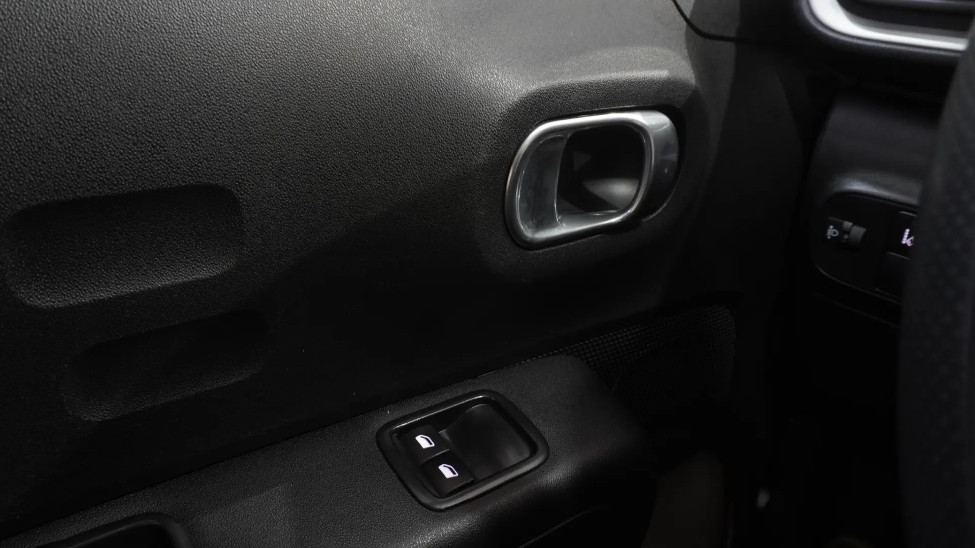 Citroën C3 SHINNE 1.2 16