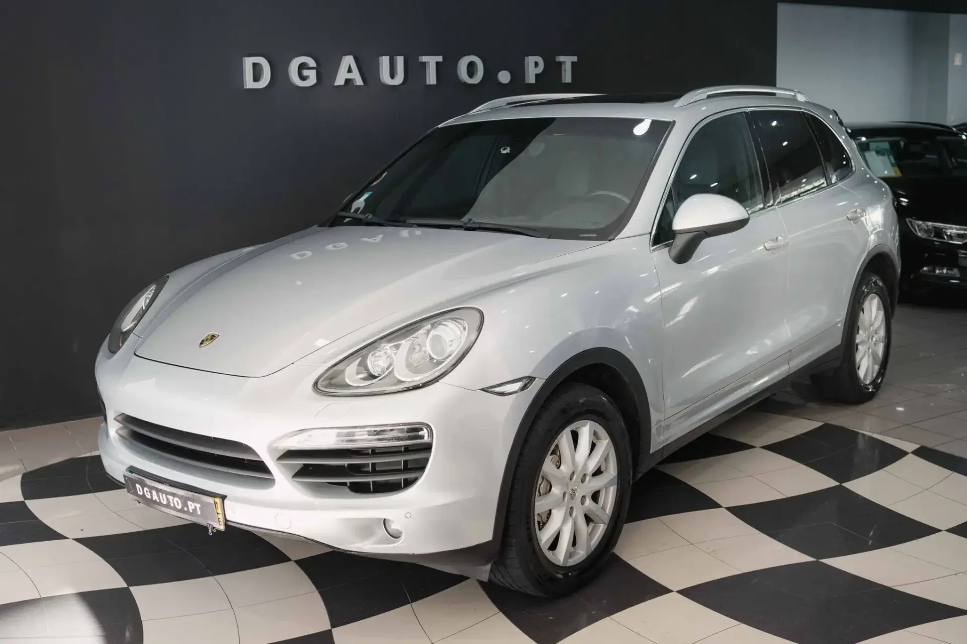 Porsche Cayenne S HYBRID 2