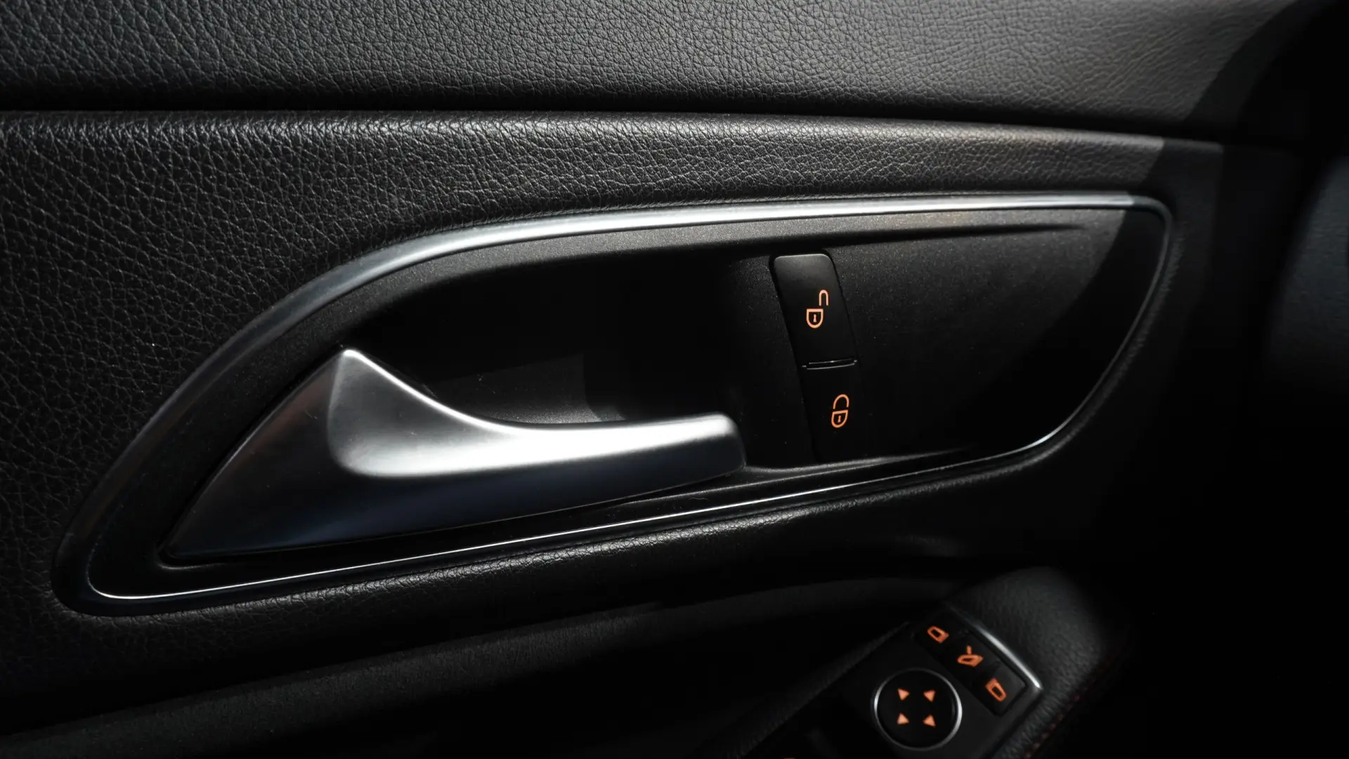 Mercedes-Benz CLA 45 AMG 4Matic Speedshift 7G-DCT 30