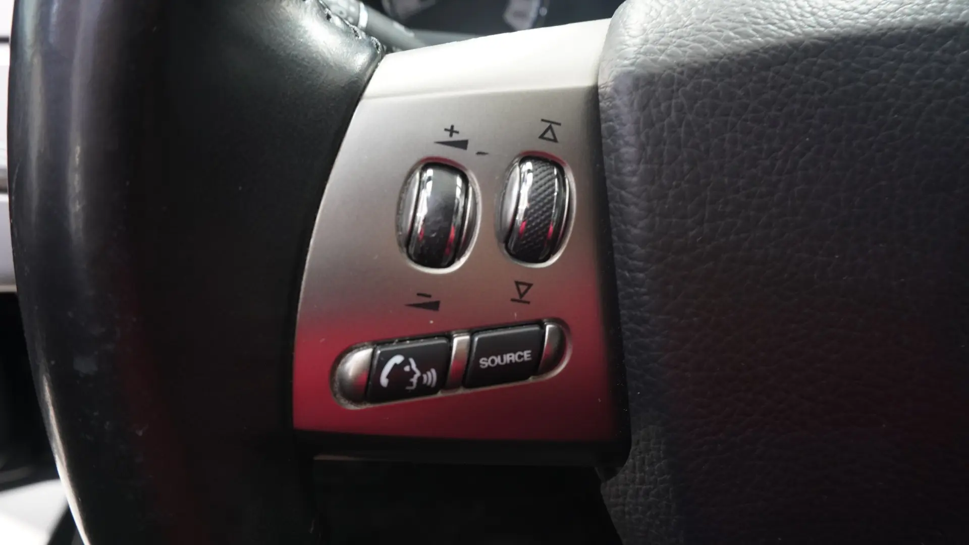 Jaguar XF 3.0 D V6 S Portfolio 28